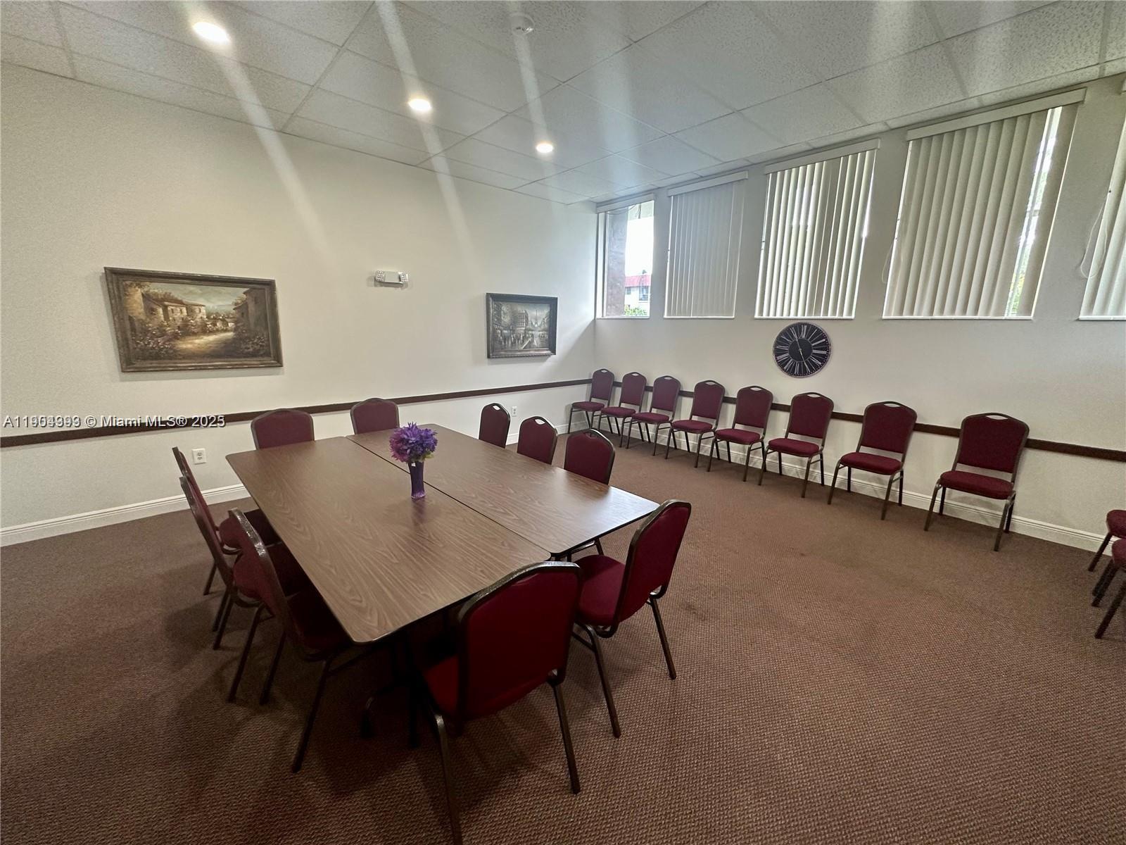 LAUDERDALE OAKS CONDO XI - Residential Lease