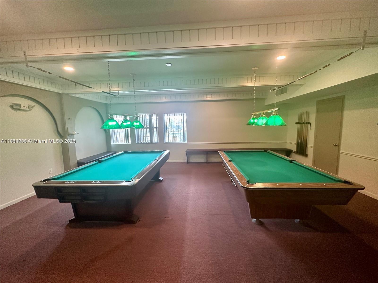 LAUDERDALE OAKS CONDO XI - Residential Lease