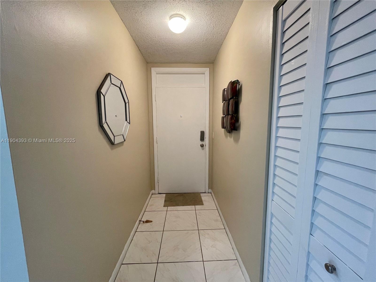 LAUDERDALE OAKS CONDO XI - Residential Lease
