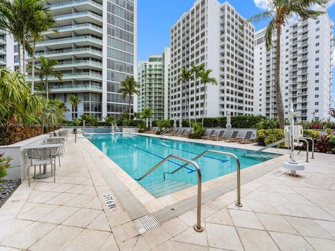 1395 Brickell Ave 3310 Miami FL 33131