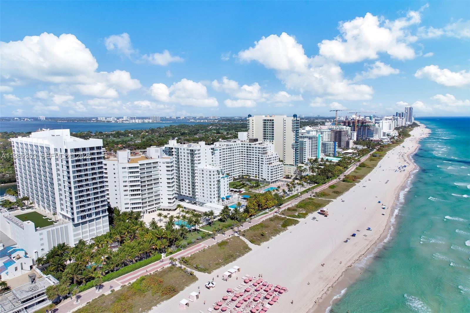 THE EXECUTIVE CONDO - Residential