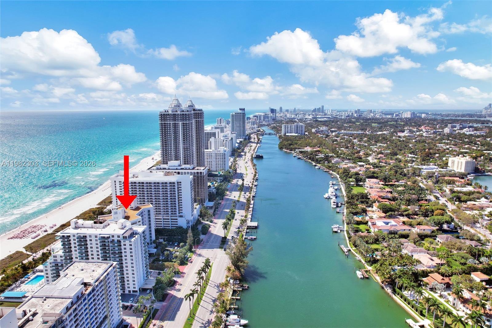 THE EXECUTIVE CONDO - Residential