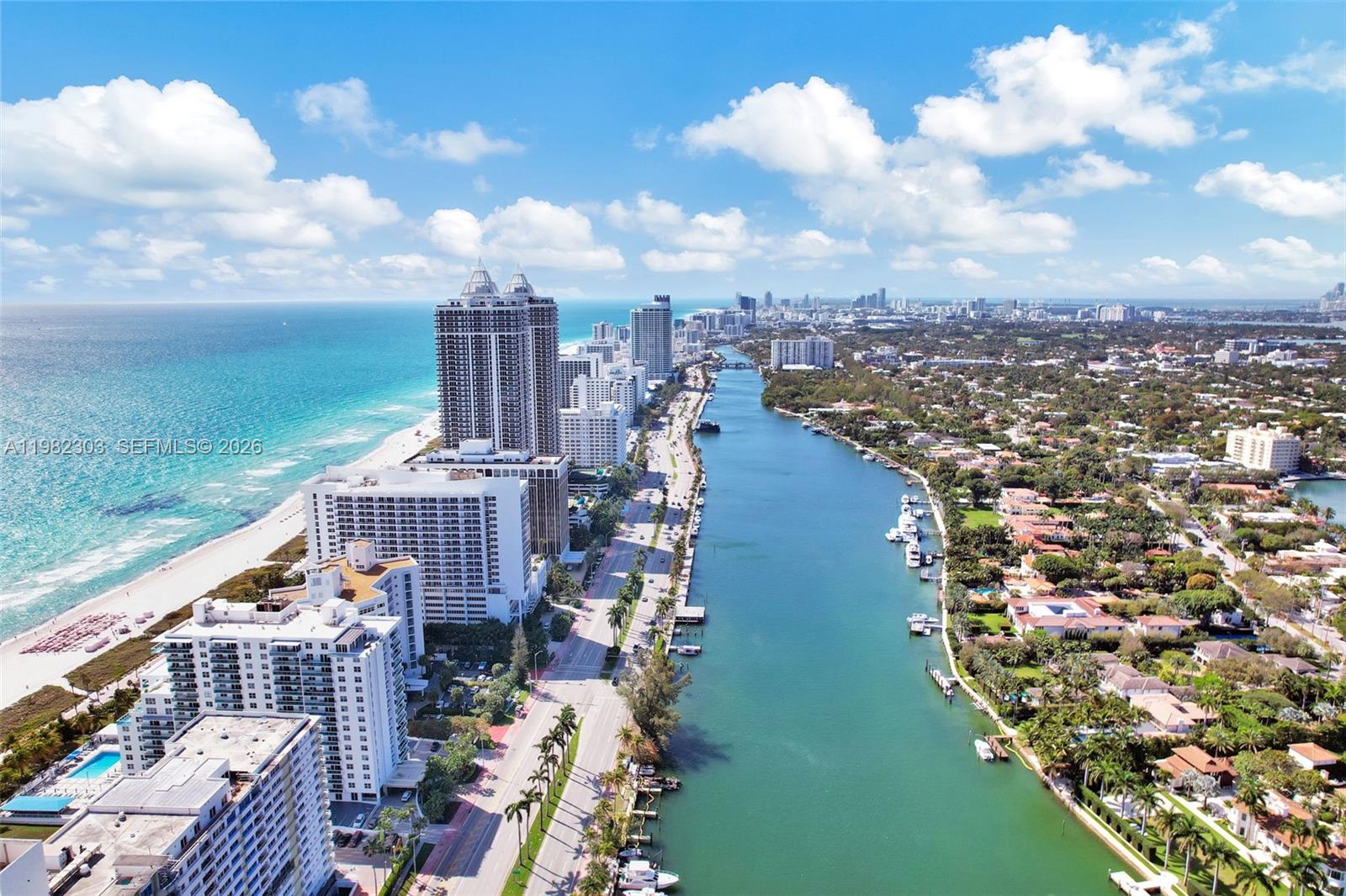 THE EXECUTIVE CONDO - Residential