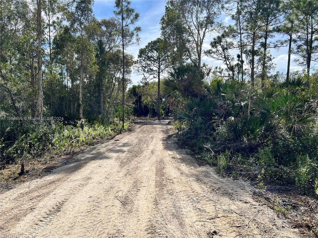 Photo of 2481 Johnston Rd, Fort Pierce, FL 34951 (MLS # A11584695)