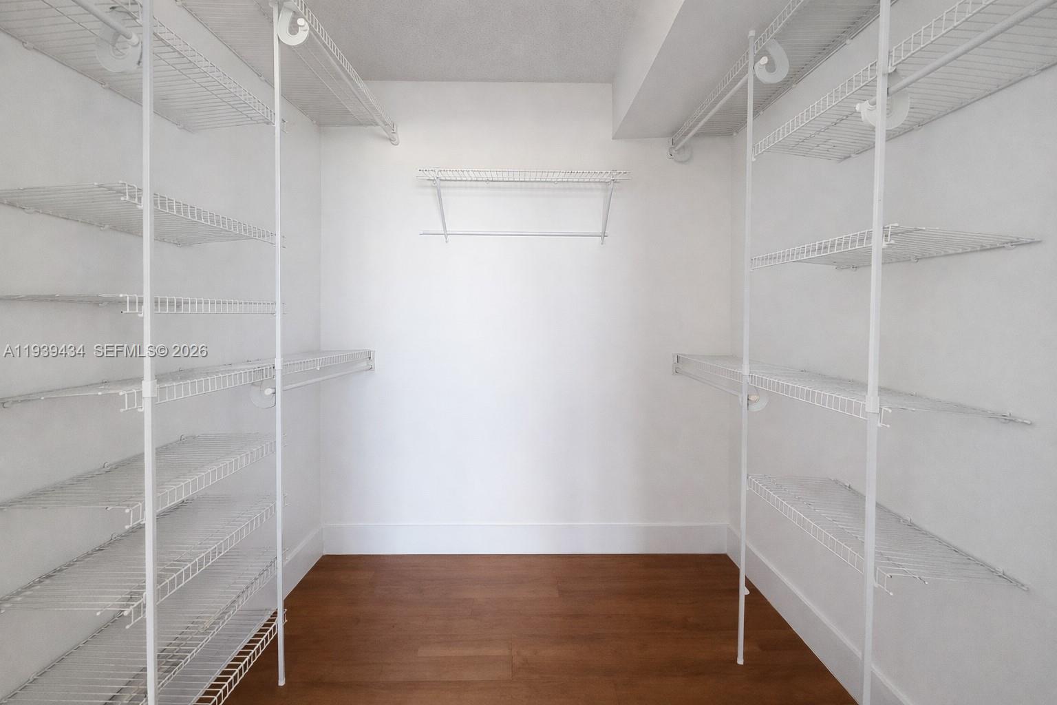 QUADOMAIN TOWER I AND IV - Residential Lease