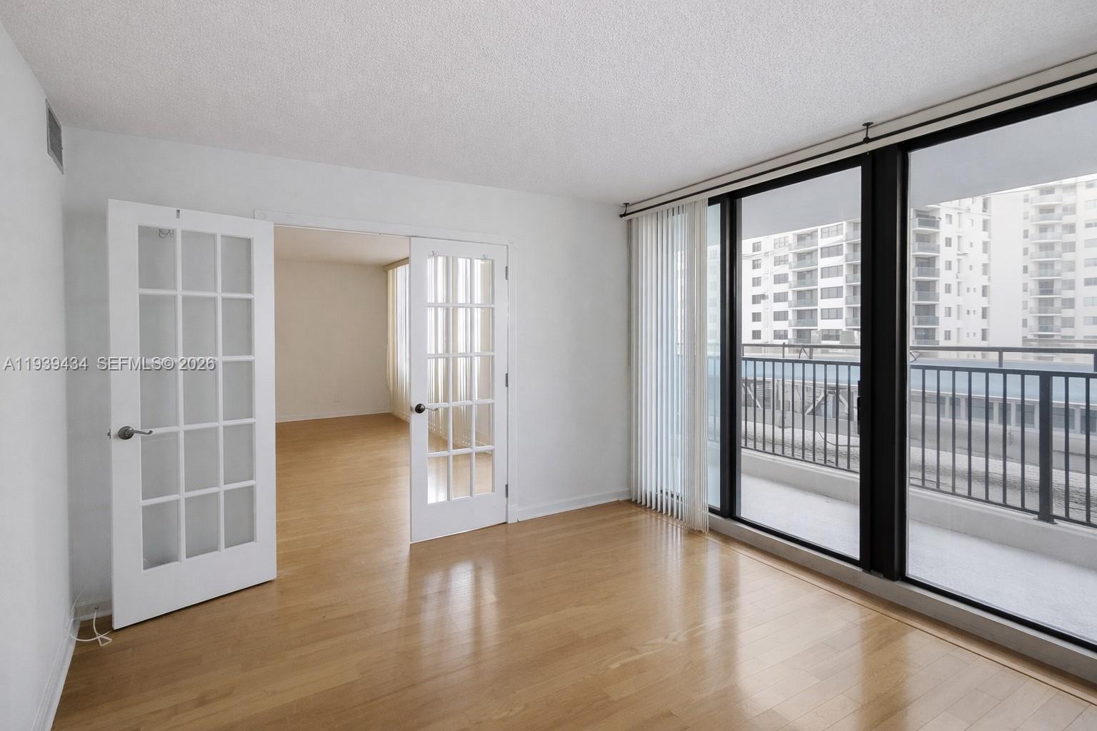 QUADOMAIN TOWER I AND IV - Residential Lease