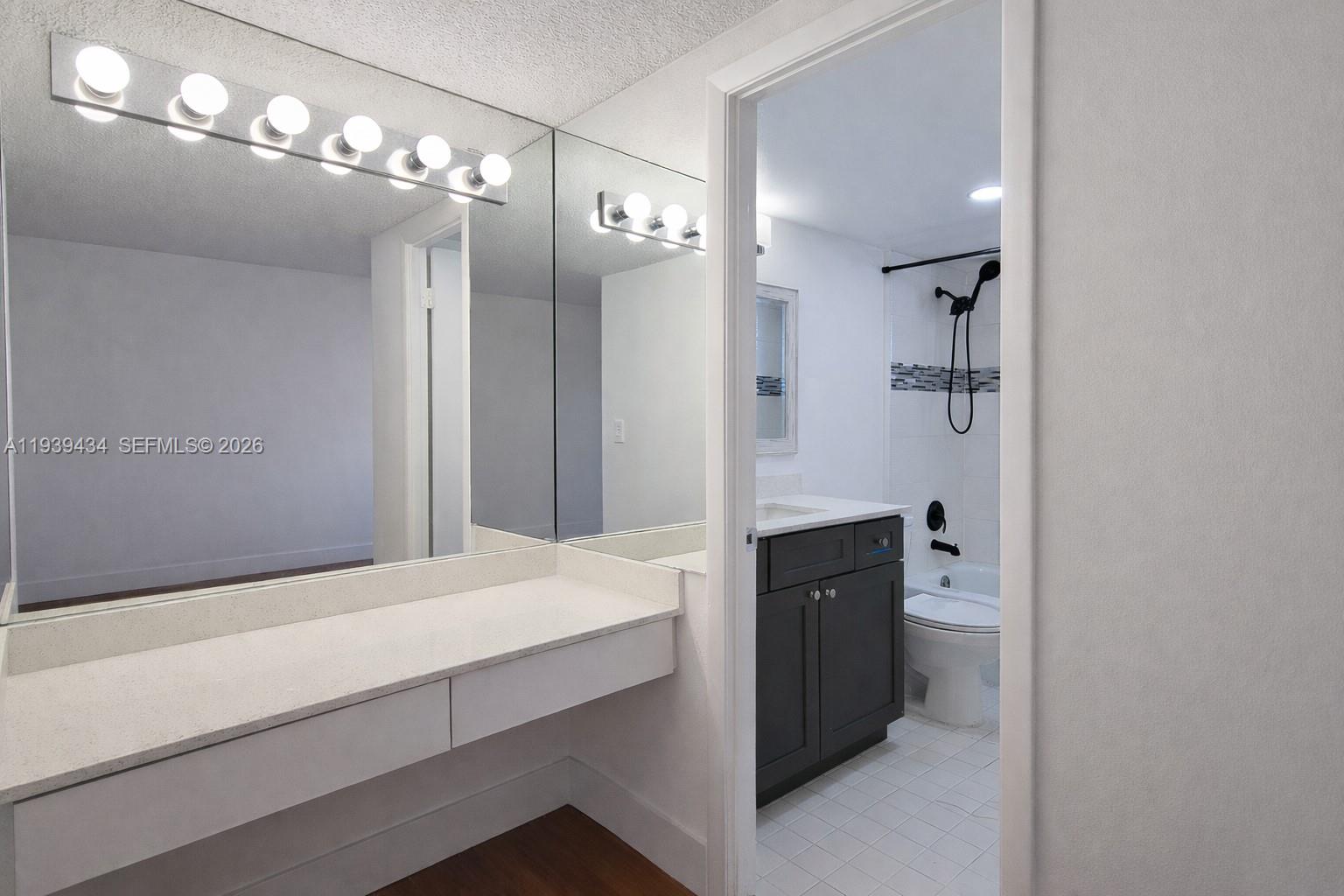 QUADOMAIN TOWER I AND IV - Residential Lease