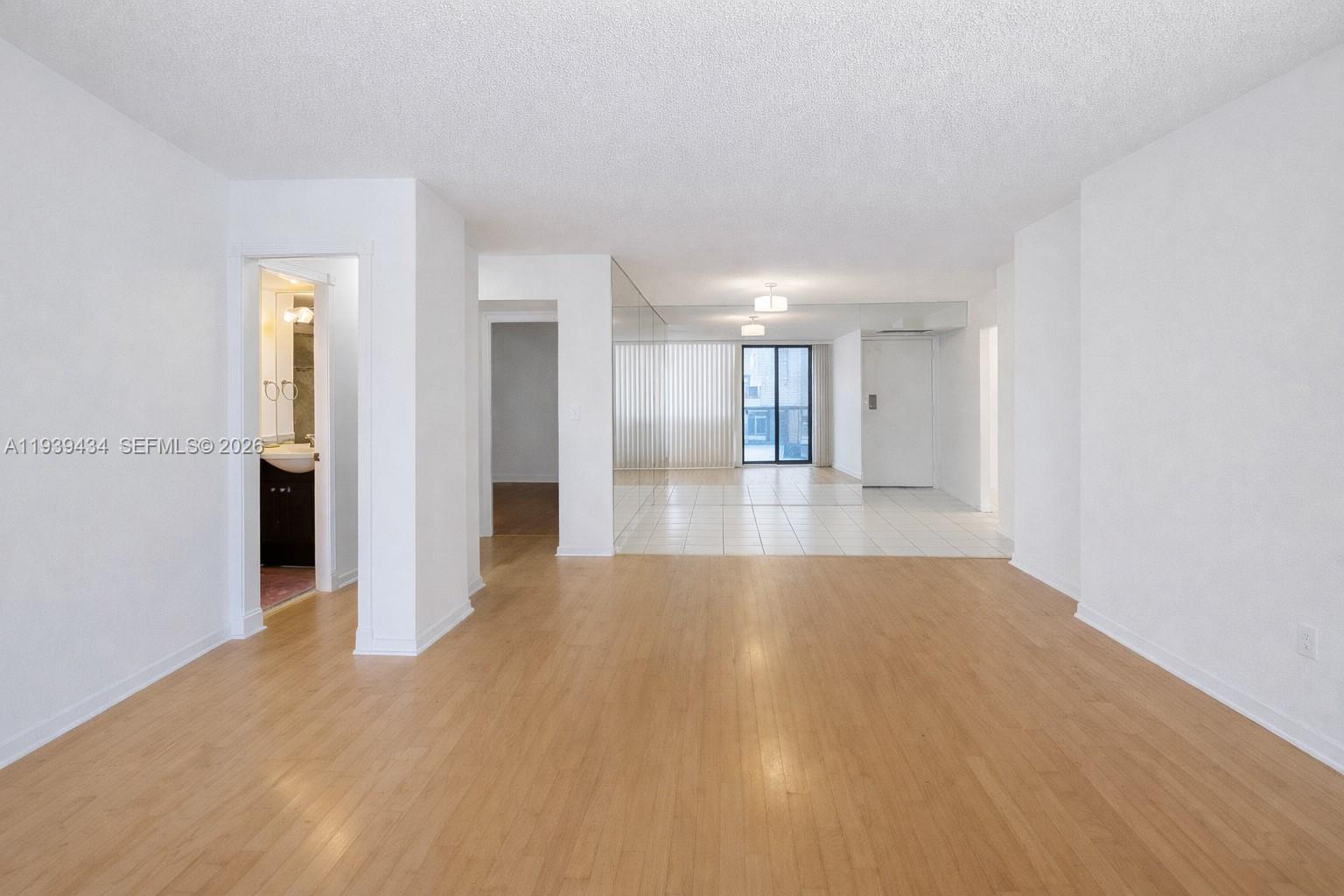 QUADOMAIN TOWER I AND IV - Residential Lease