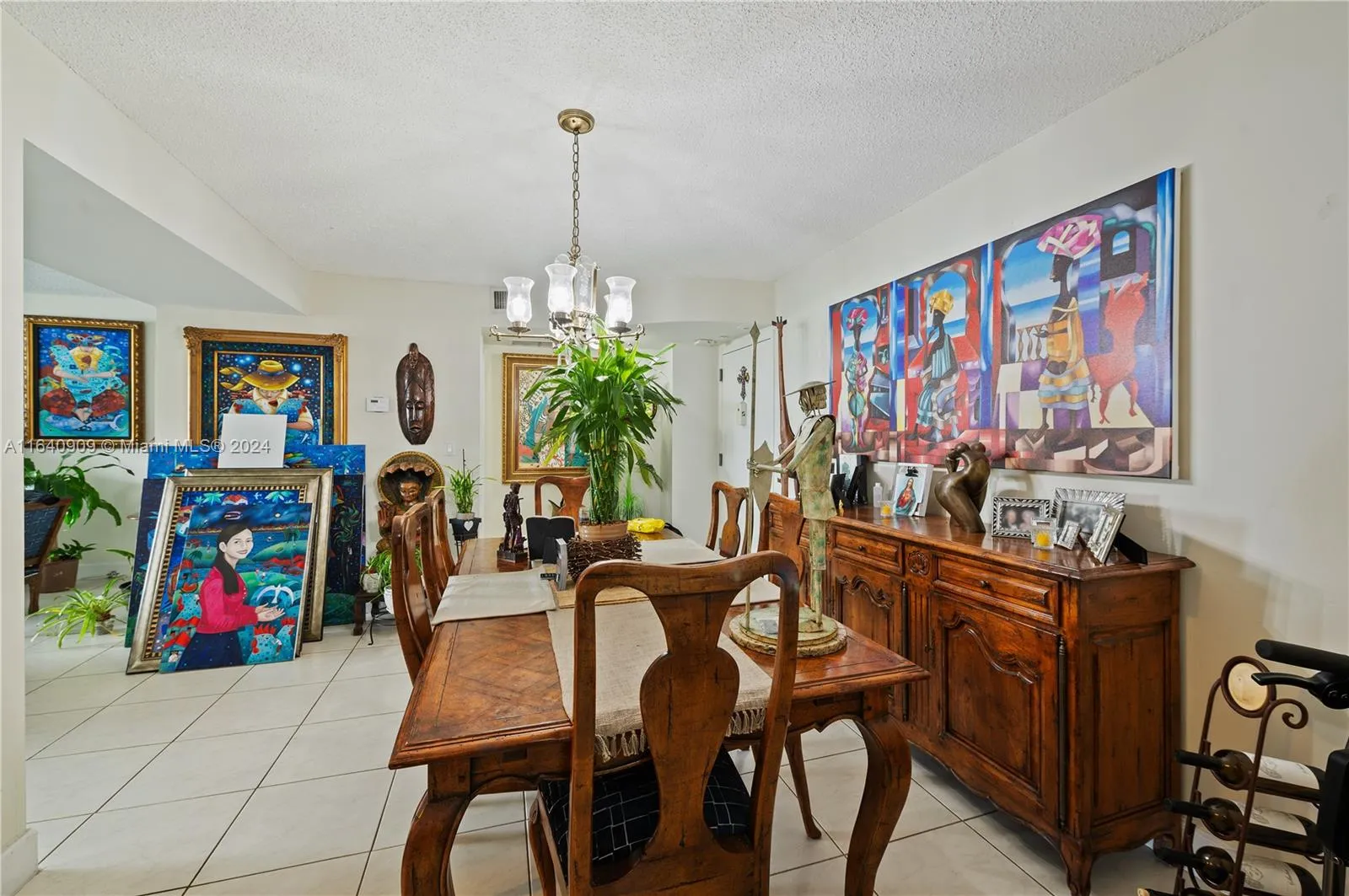 Miami, Florida 33129, United States, 1 Bedroom Bedrooms, ,2 BathroomsBathrooms,Residential,Active,48290