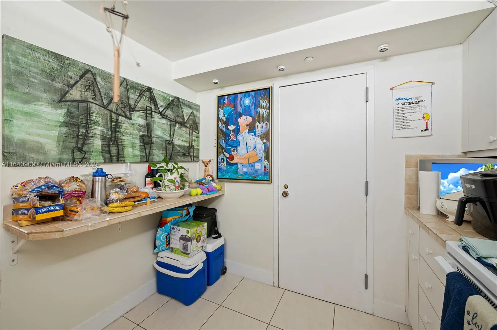 Miami, Florida 33129, United States, 1 Bedroom Bedrooms, ,2 BathroomsBathrooms,Residential,Active,48290