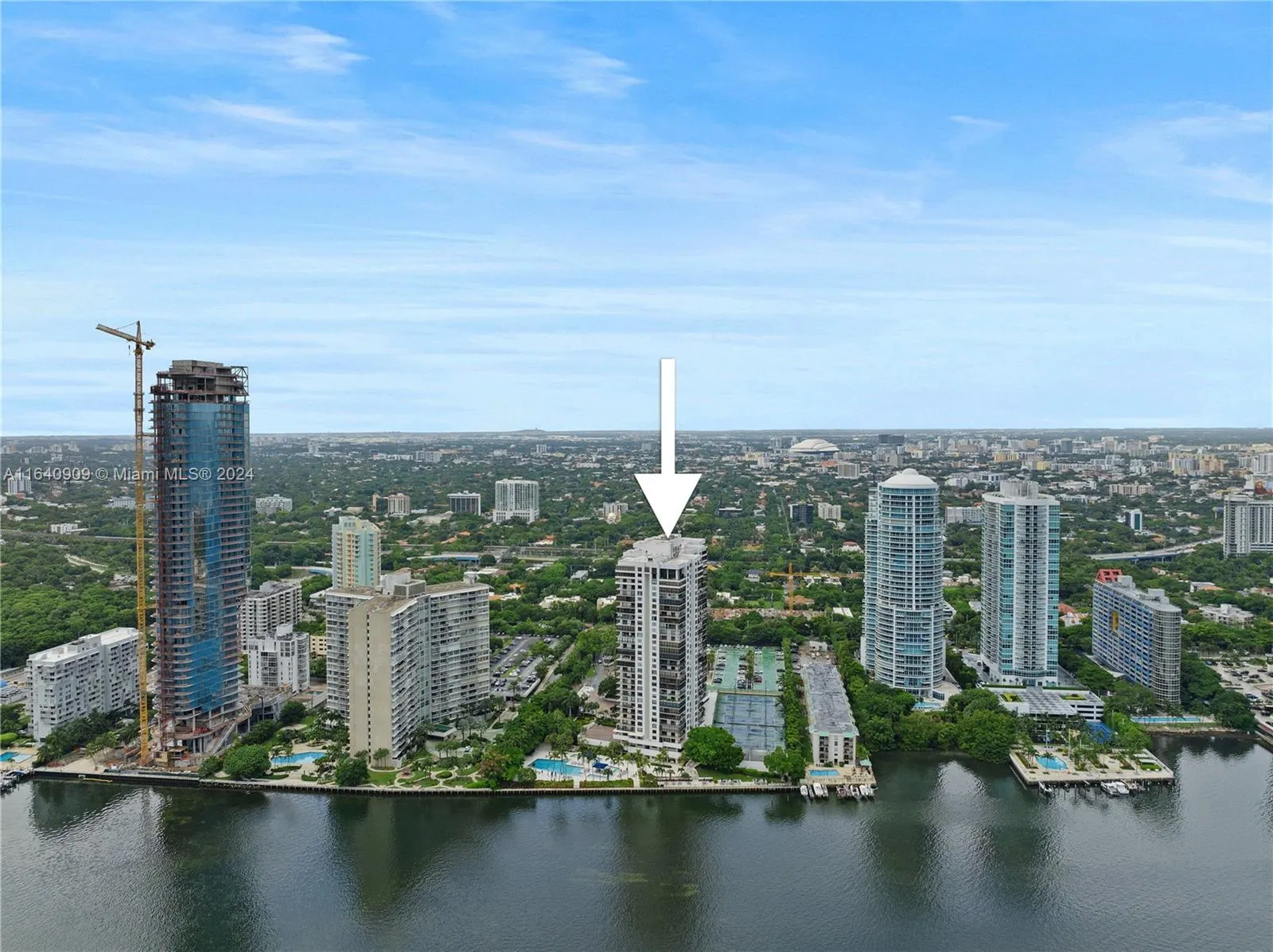 Miami, Florida 33129, United States, 1 Bedroom Bedrooms, ,2 BathroomsBathrooms,Residential,Active,48290