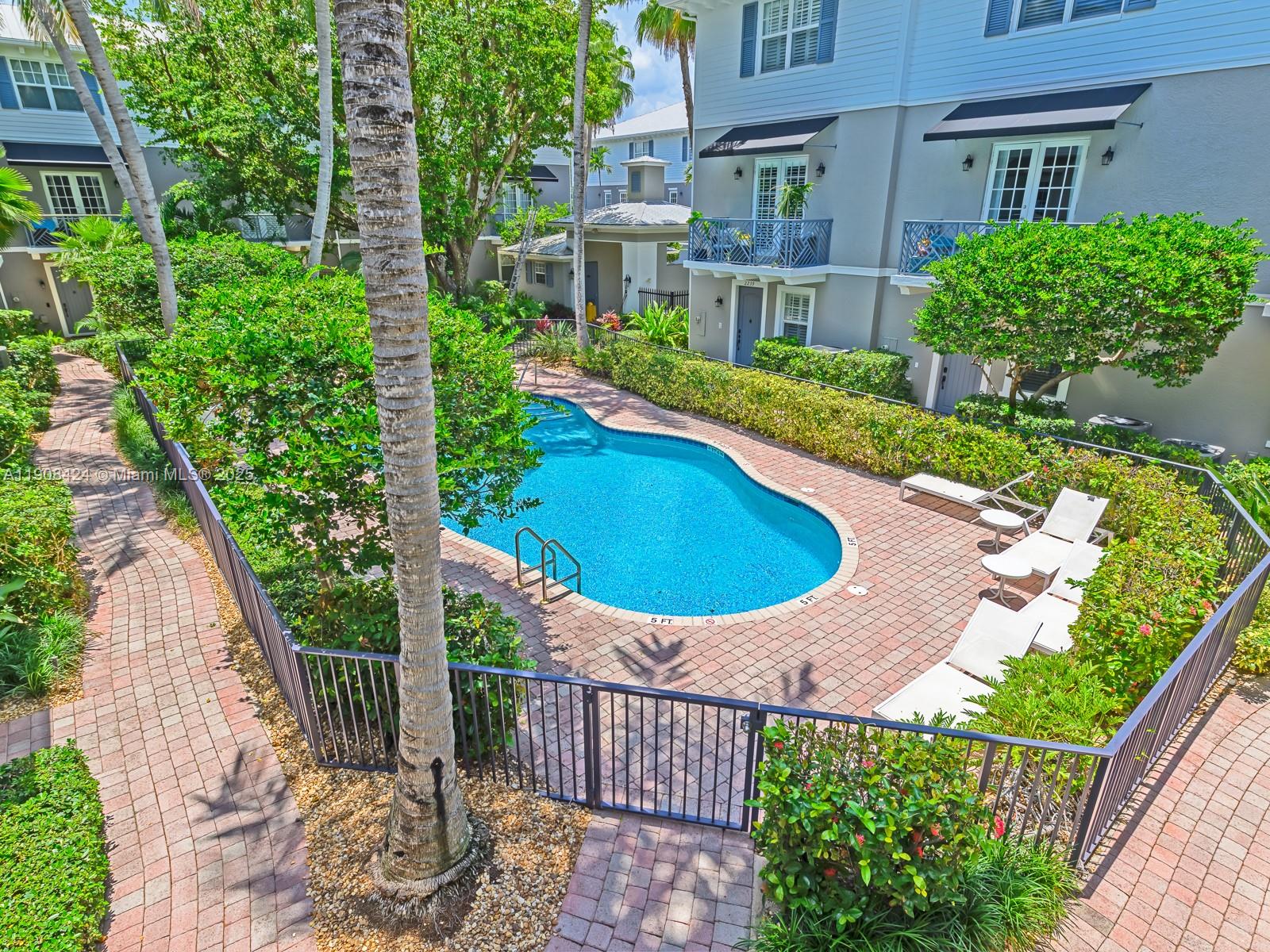 WILTON MANORS - Residential Lease