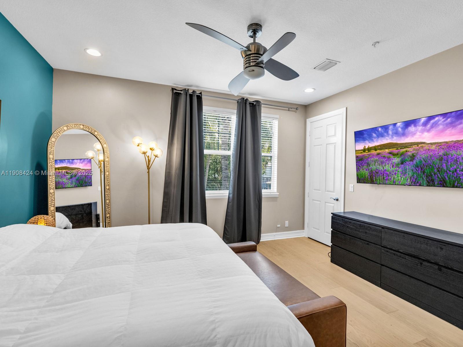 WILTON MANORS - Residential Lease