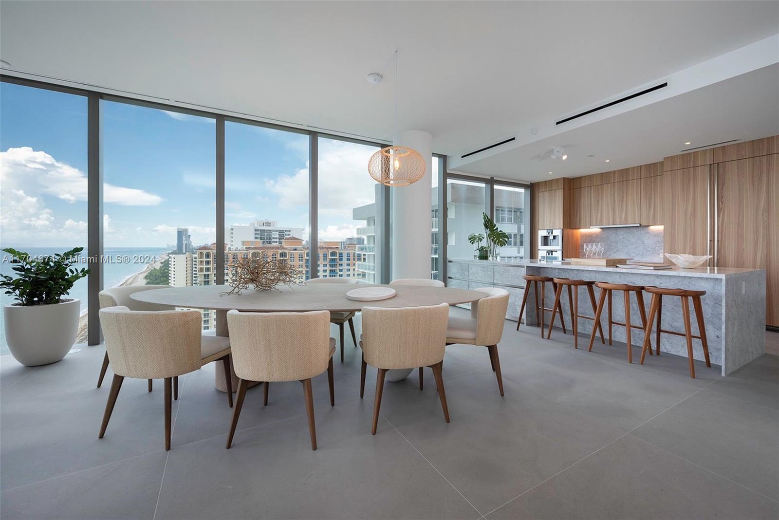 2000 Ocean - Residential