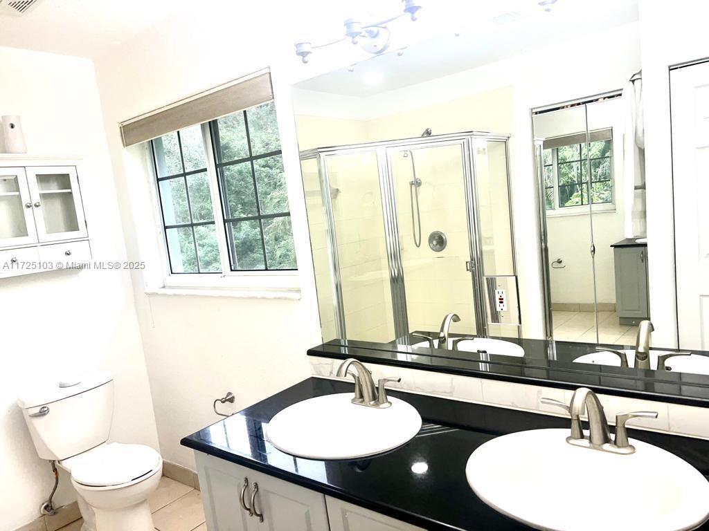 KEY LARGO TOWNHOMES CONDO - Residential