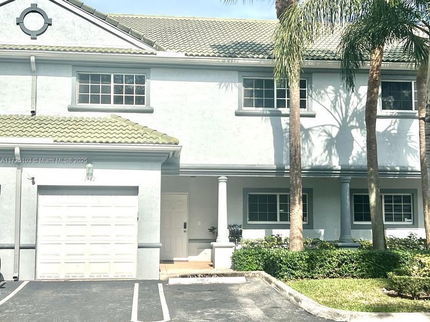 Located in the heart of  CORAL SPRINGS, this extraordinary house has 3 bedrooms and 2.5 bathrooms. Giving the imprint of an OPEN CONCEPT, the first floor completely remodeled with large form calacata 48x48, has a kitchen-dining room equipped with stainless steel appliances and a remodeled patio, offering the feeling of privacy and being the perfect place to enjoy delicious coffee in the morning or have a private place with your guests, in addition to that a relaxing view of the garden, where children and pets can play. The second floor has impressive laminated wood giving it brightness and a cozy feeling to the whole family. DON'T MISS THIS OPPORTUNITY.