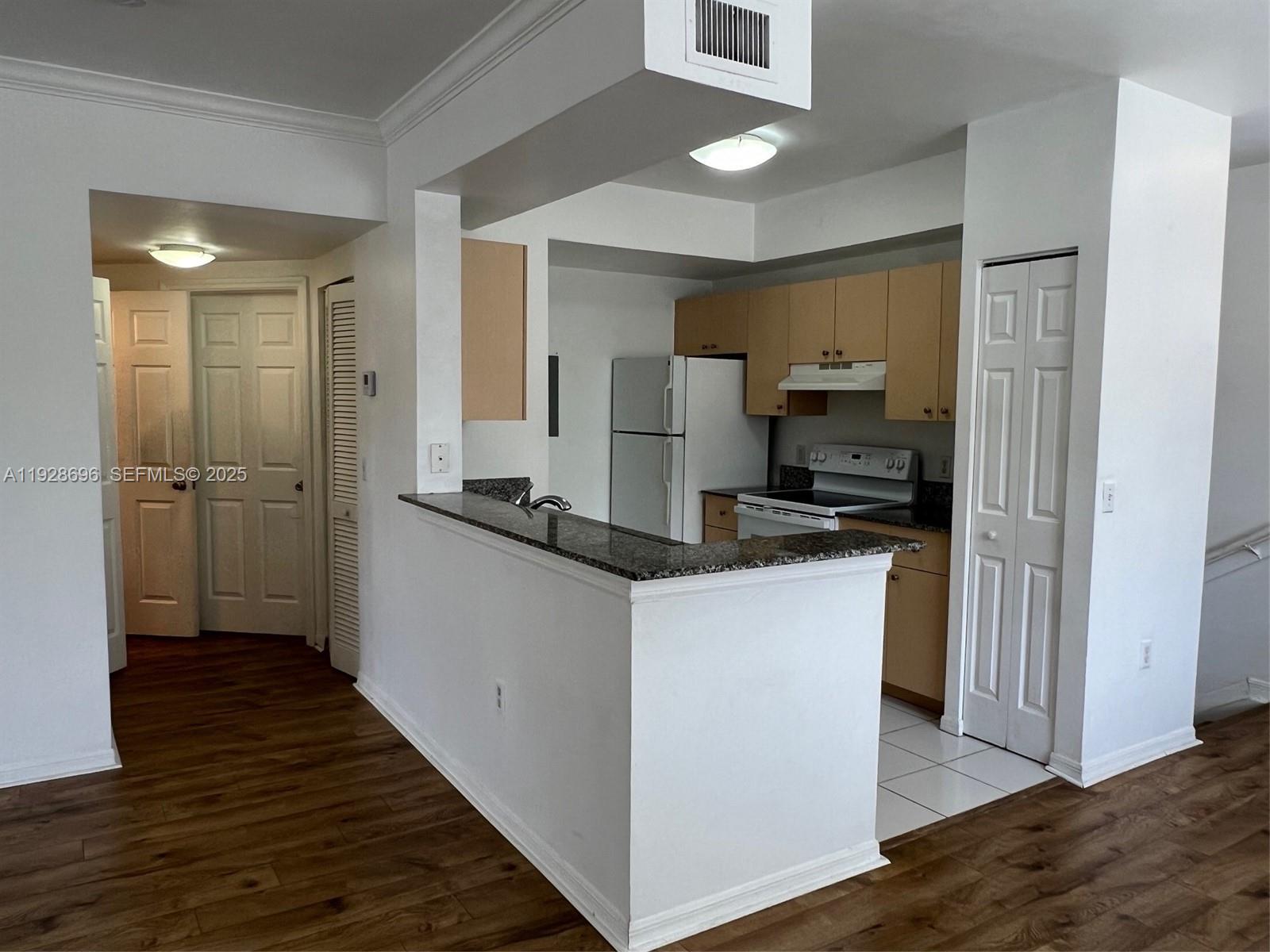 AVENTINE AT MIRAMAR CONDO - Residential Lease