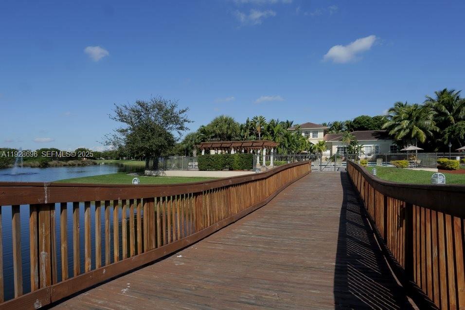 AVENTINE AT MIRAMAR CONDO - Residential Lease