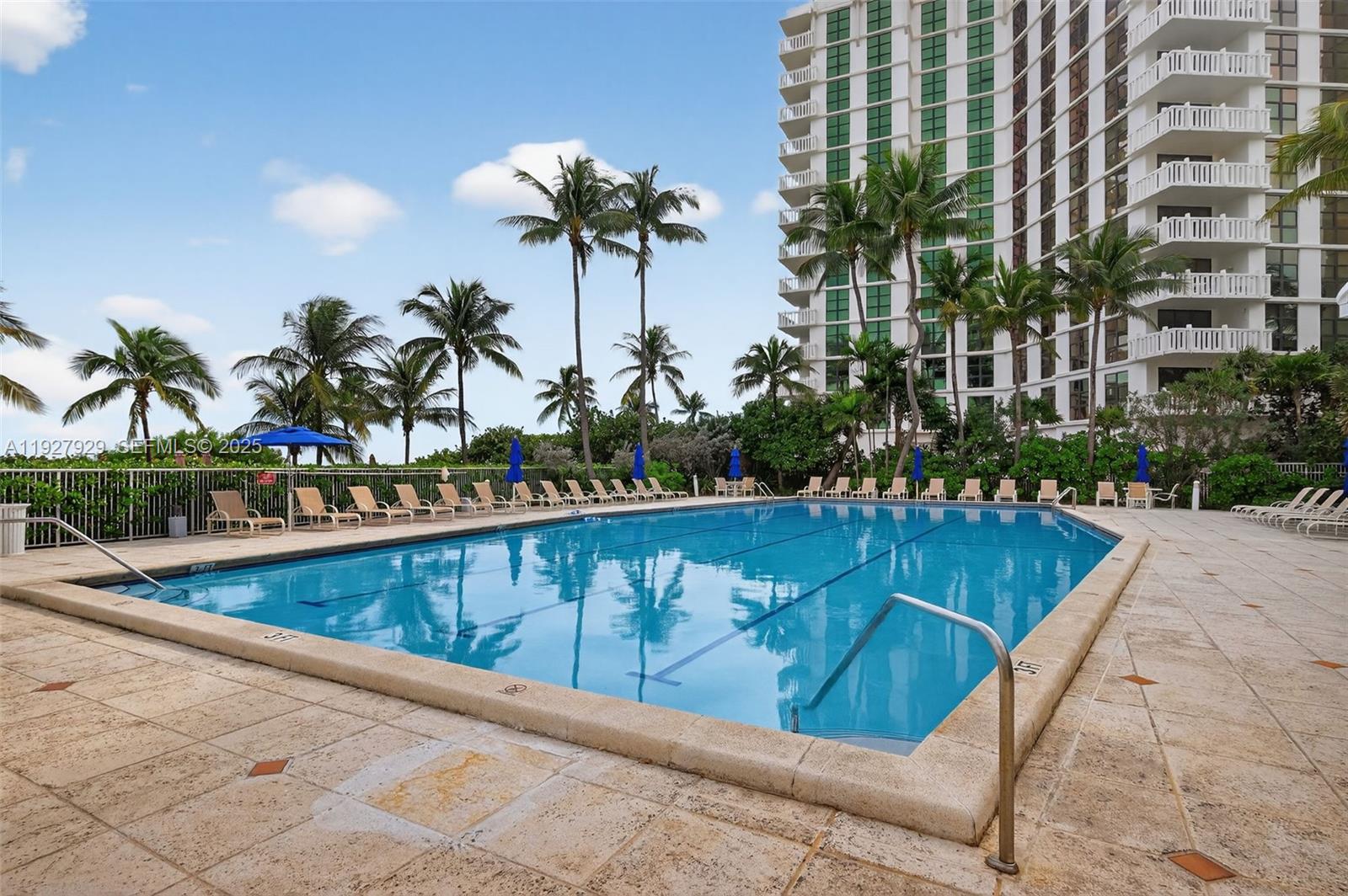 MAR-AZUL CONDO - Residential Lease