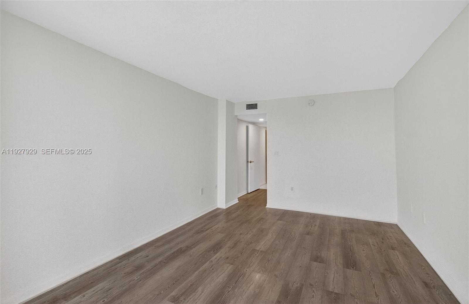 MAR-AZUL CONDO - Residential Lease