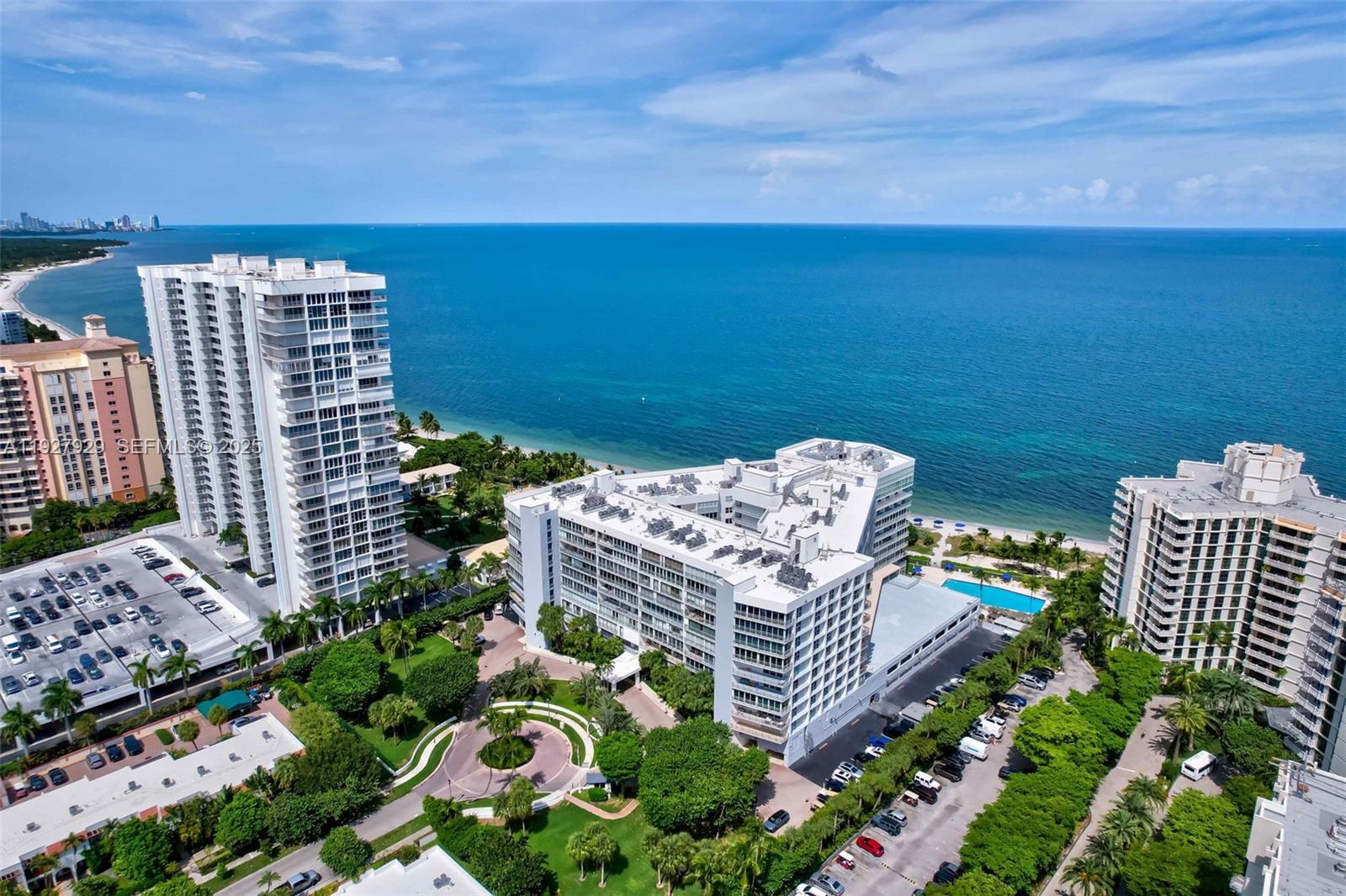 MAR-AZUL CONDO - Residential Lease