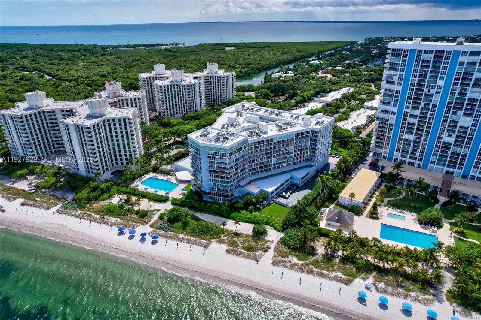 MAR-AZUL CONDO - Residential Lease