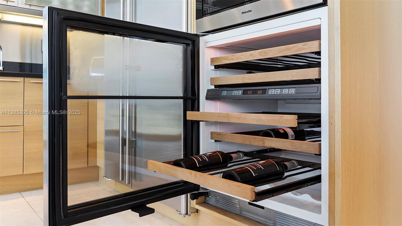 SETAI RESORT & RESIDENCES - Residential Lease