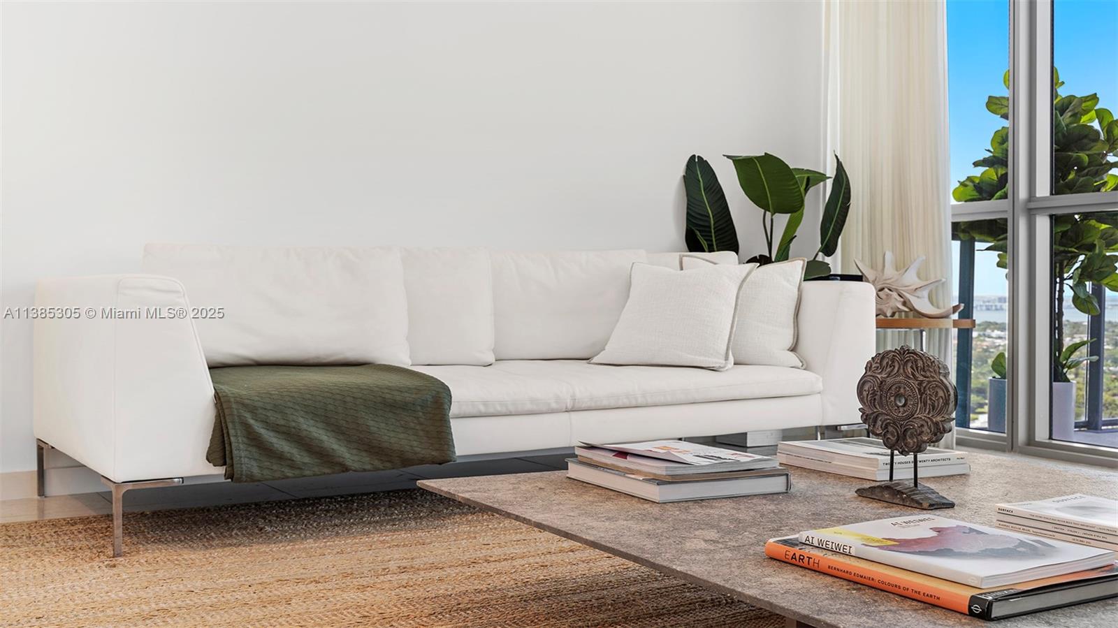 SETAI RESORT & RESIDENCES - Residential Lease