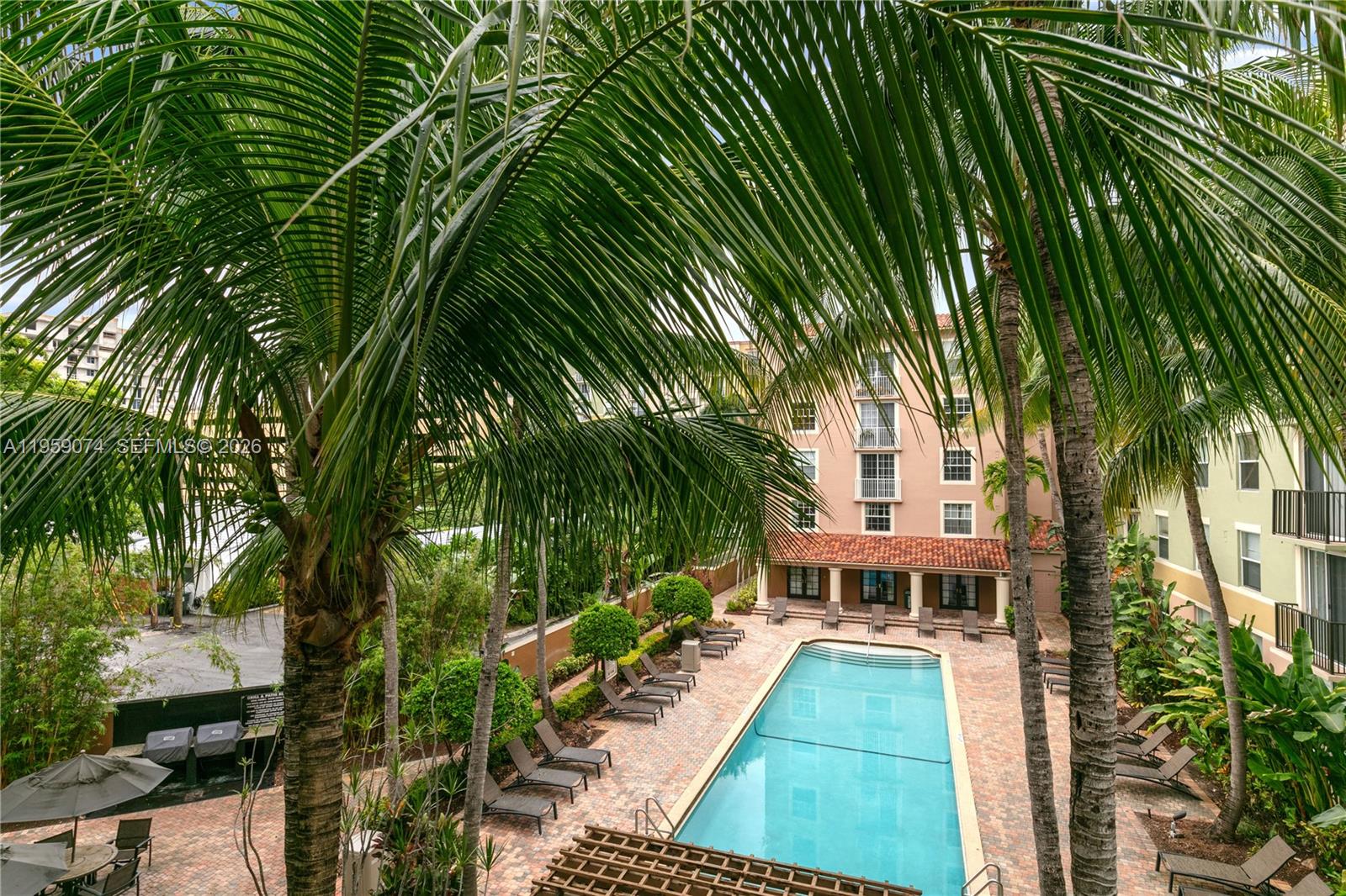 REGENT PARK CONDO - Residential