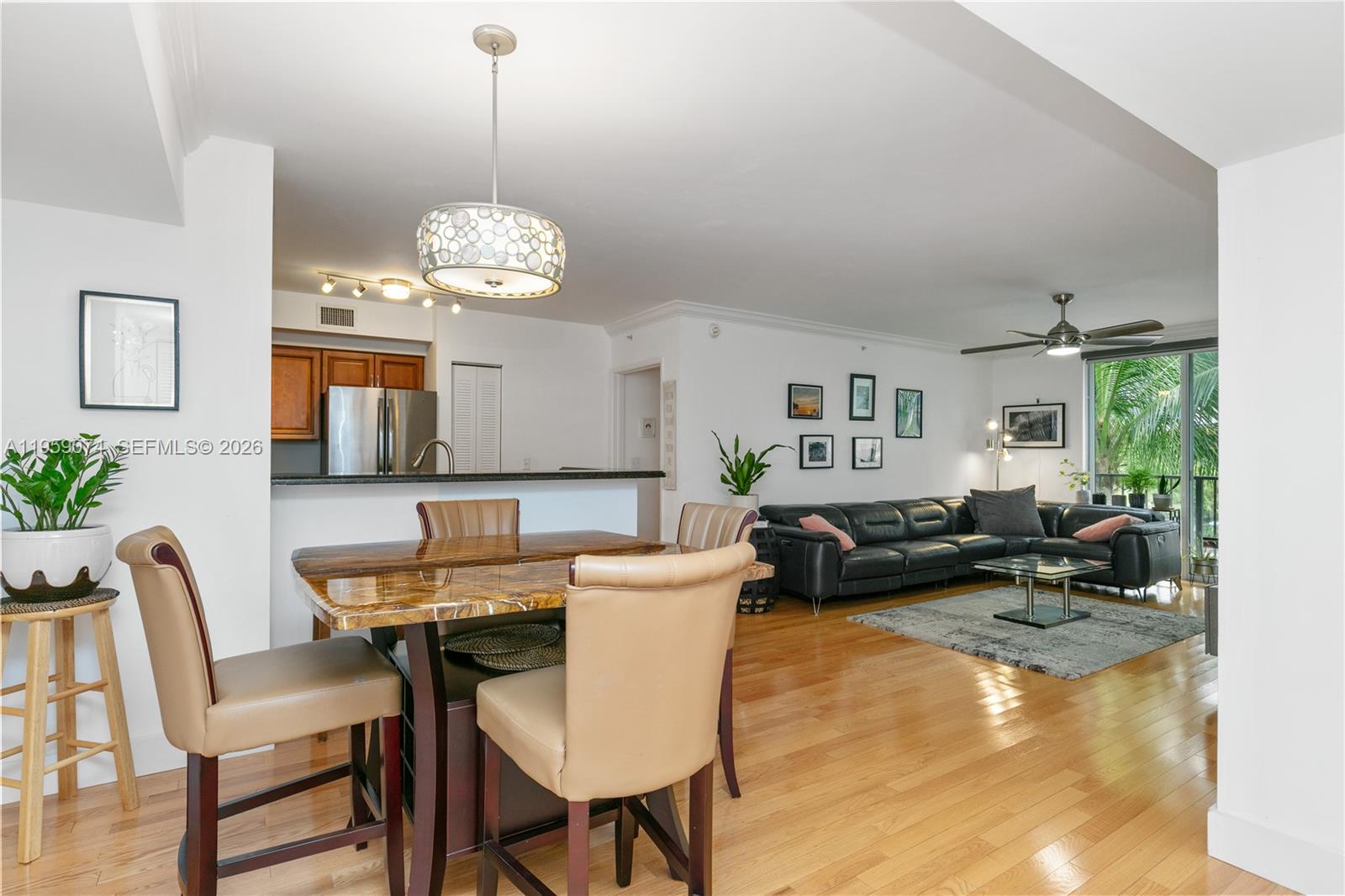 REGENT PARK CONDO - Residential