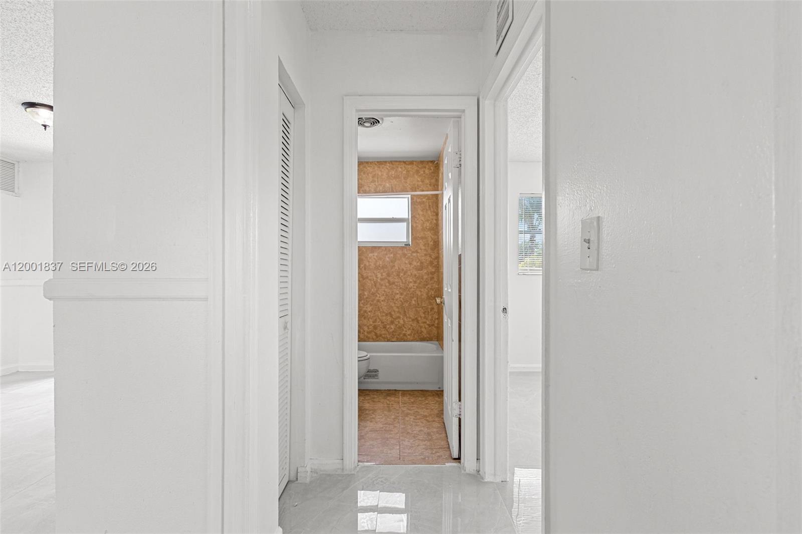 DRIFTWOOD ESTATES NO 3 - Residential