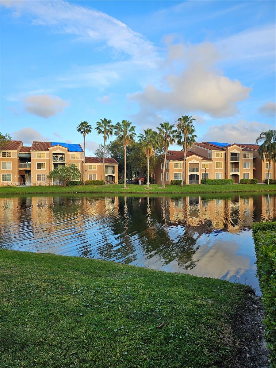 Rental Property at 4832 N State Road 7 101, Coconut Creek, Broward County, Florida - Bedrooms: 1 
Bathrooms: 1  - $1,750 MO.