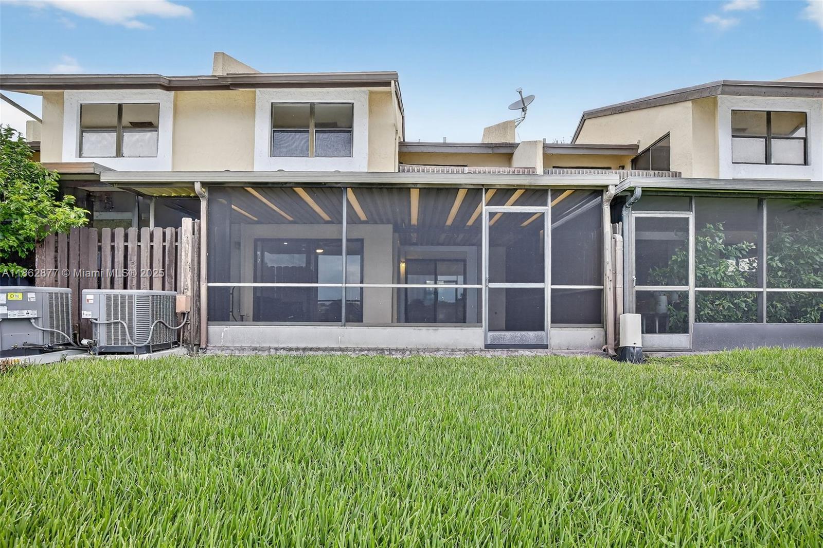 TANGLEWOOD TOWNHOMES - Residential