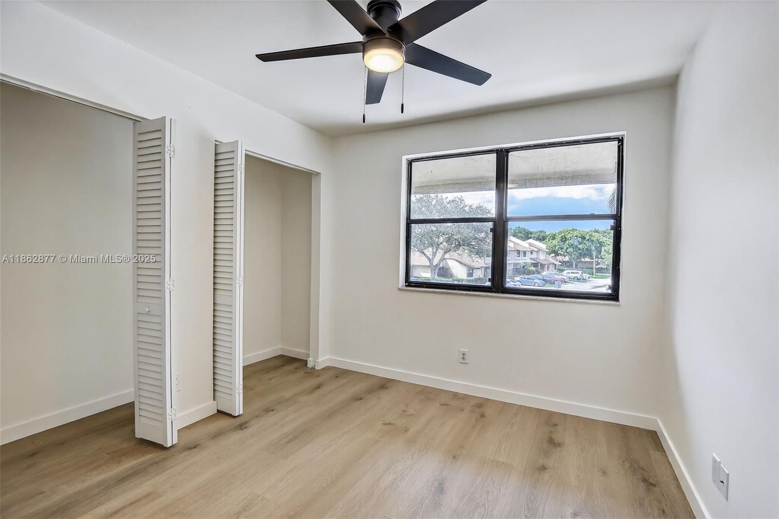 TANGLEWOOD TOWNHOMES - Residential