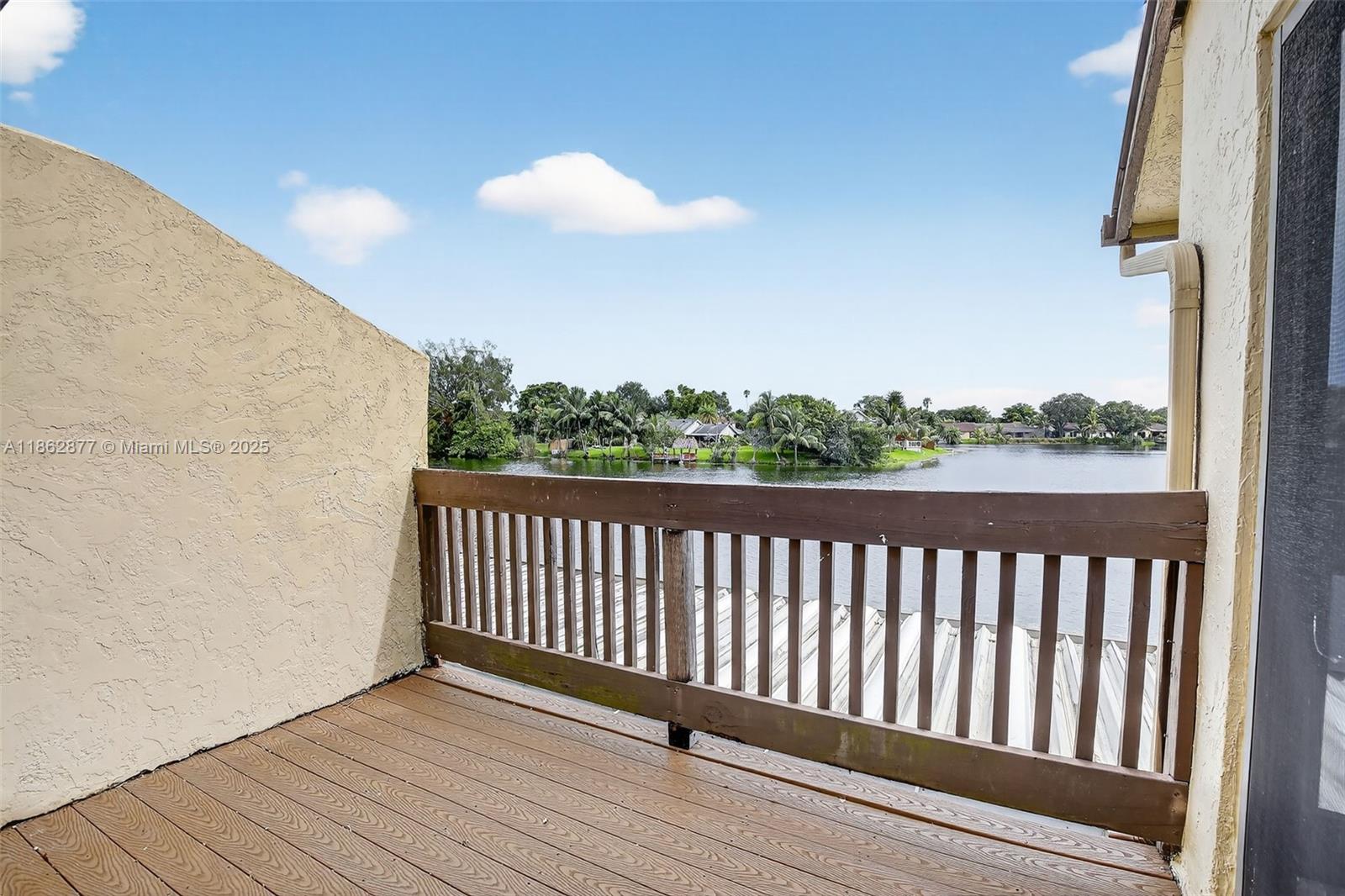 TANGLEWOOD TOWNHOMES - Residential