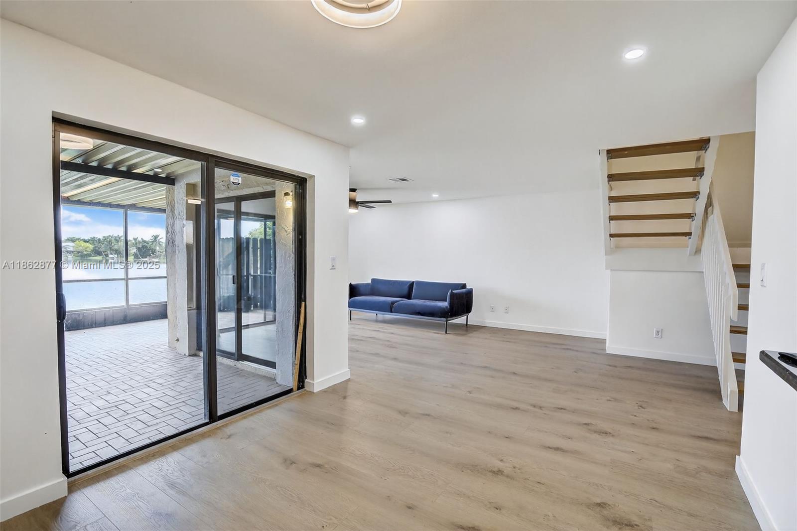 TANGLEWOOD TOWNHOMES - Residential