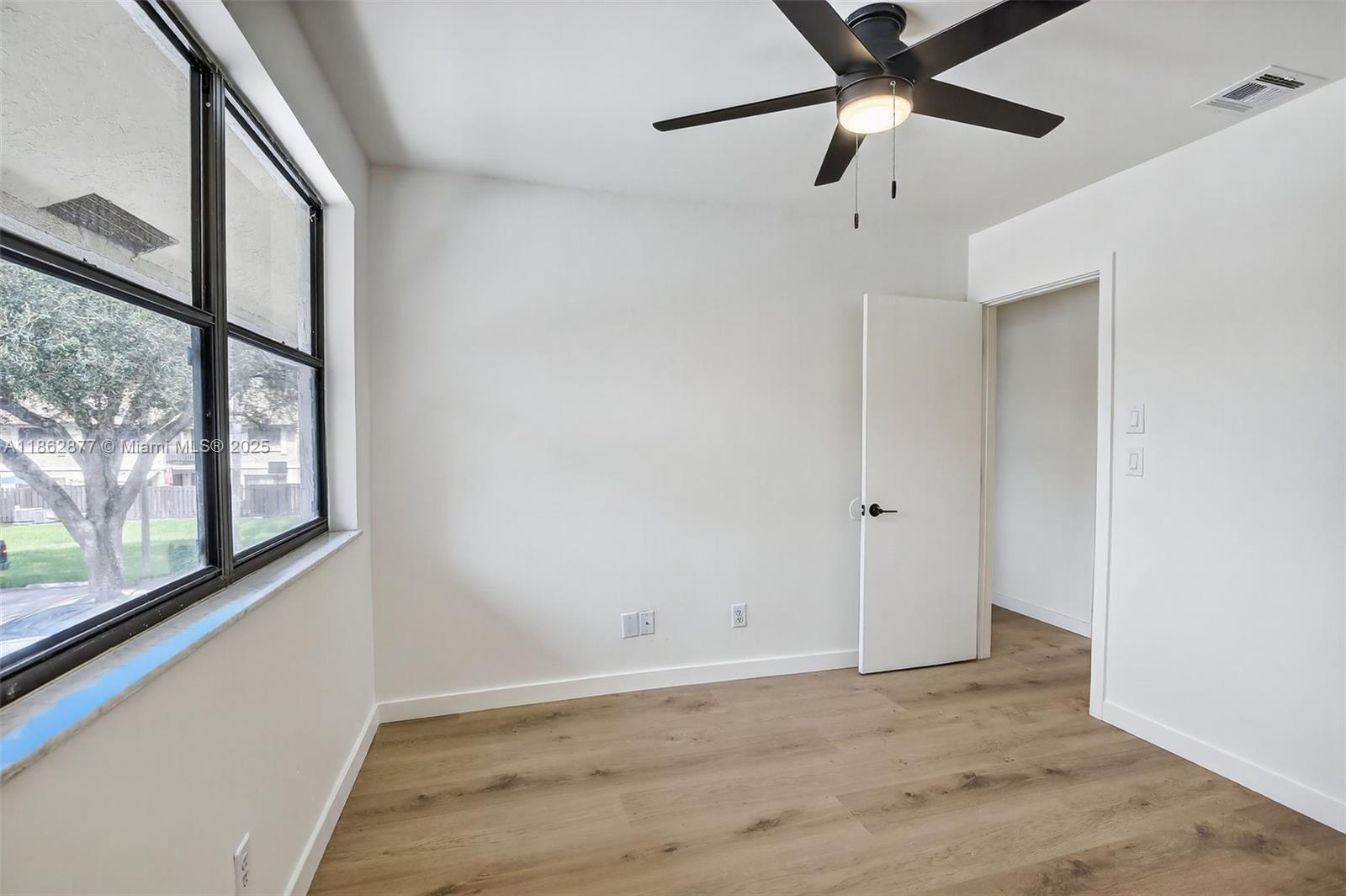 TANGLEWOOD TOWNHOMES - Residential