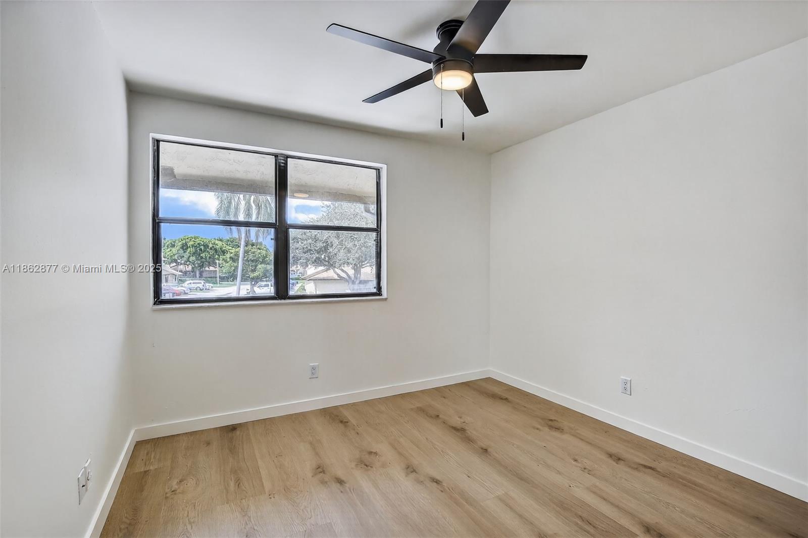 TANGLEWOOD TOWNHOMES - Residential