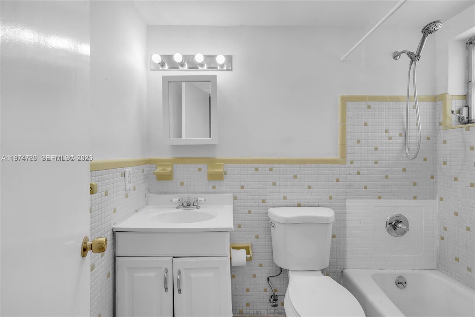 MAR-LEN GARDENS NO 3 CORP - Residential