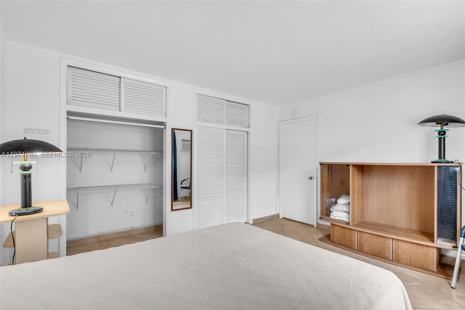 17050 NE 14th Ave 106