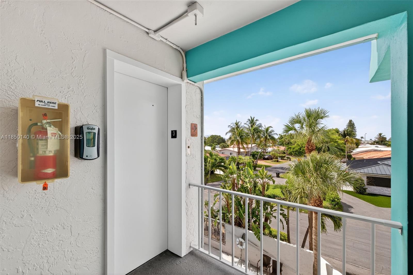 DU BARRY CONDO - Residential