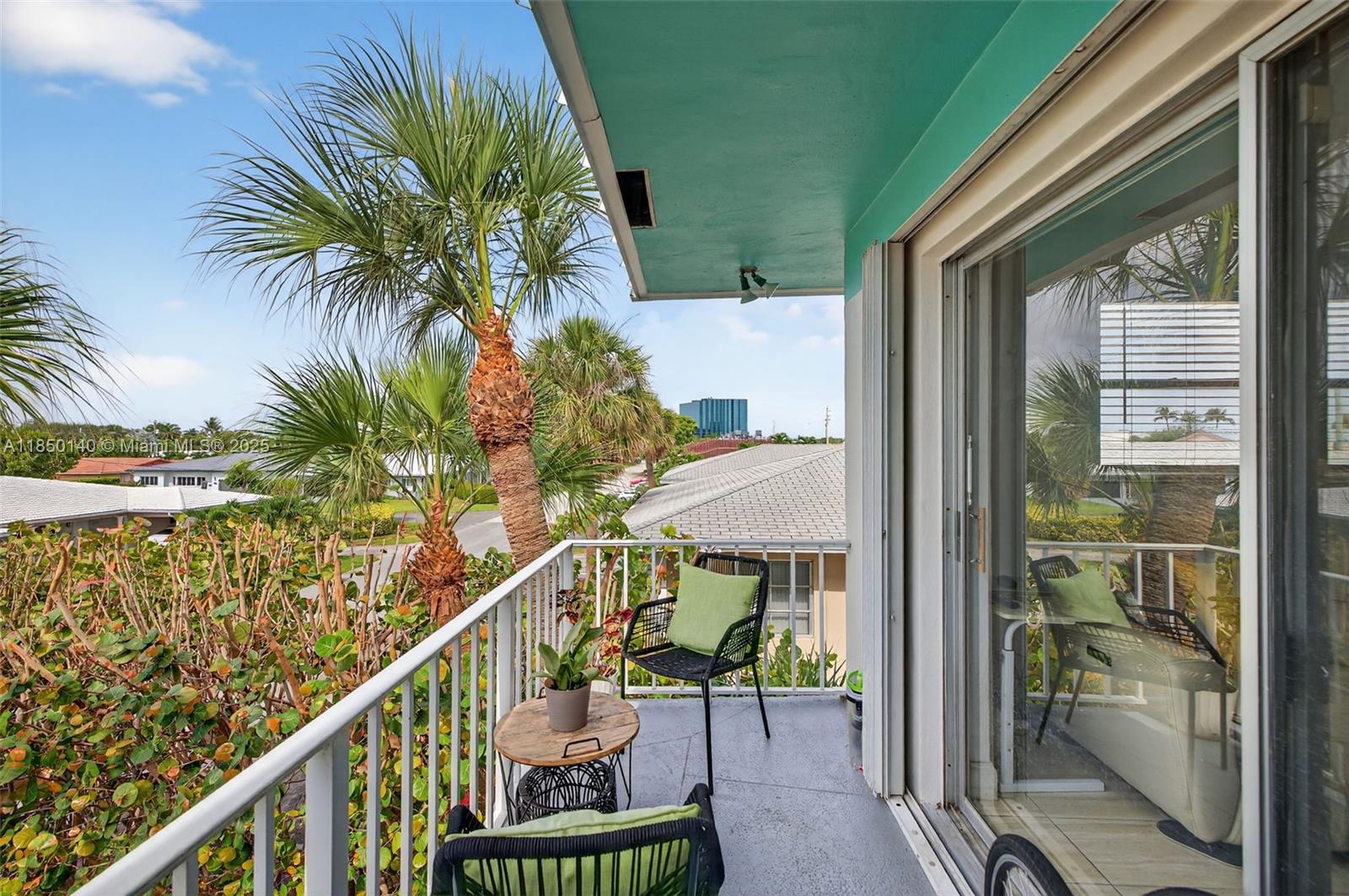 DU BARRY CONDO - Residential