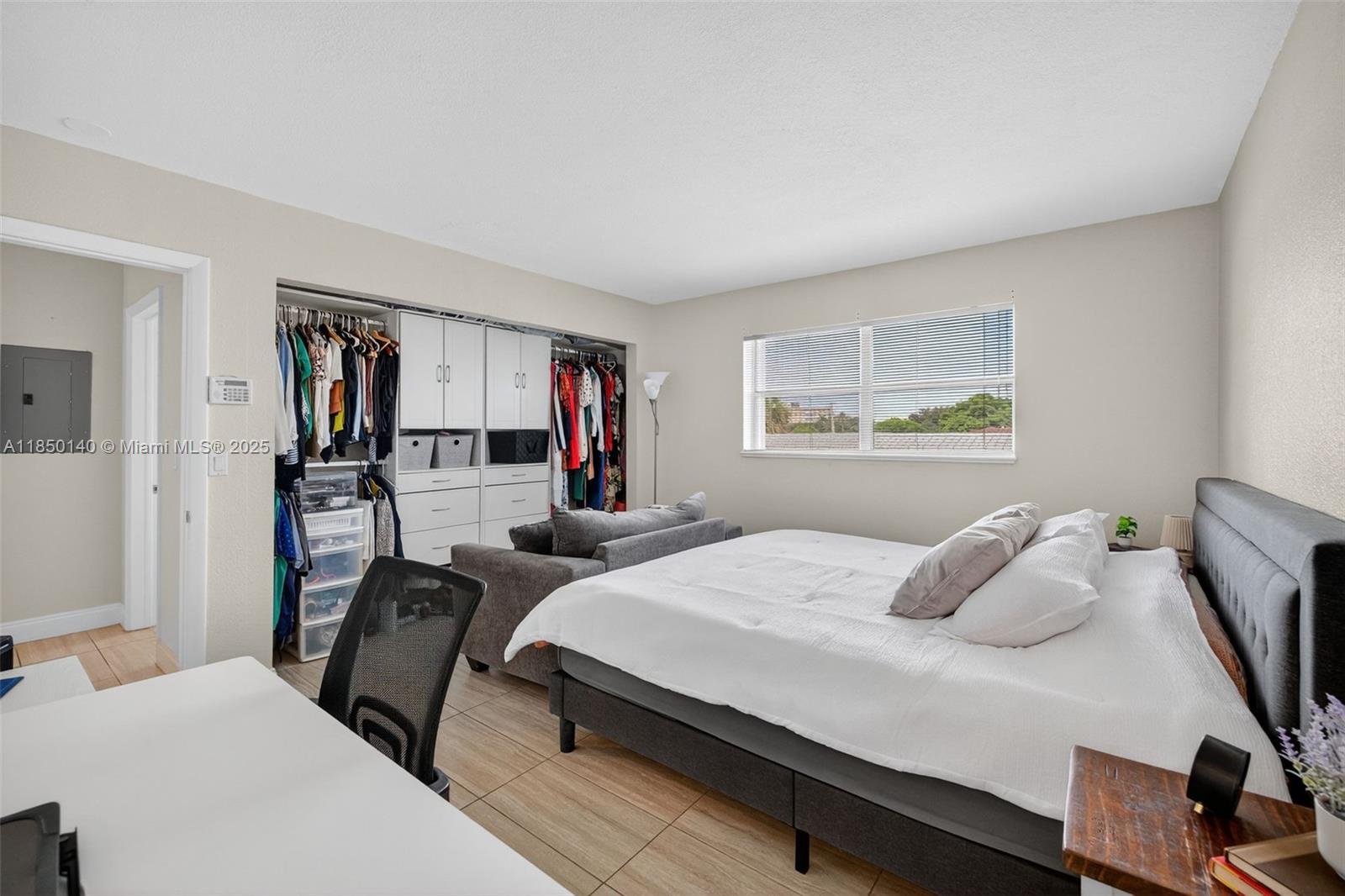 DU BARRY CONDO - Residential