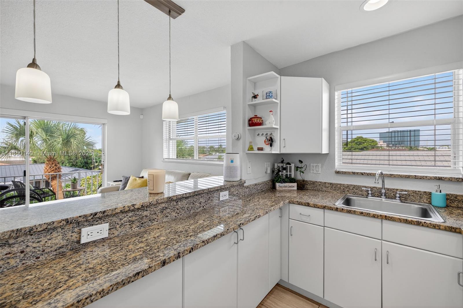 DU BARRY CONDO - Residential