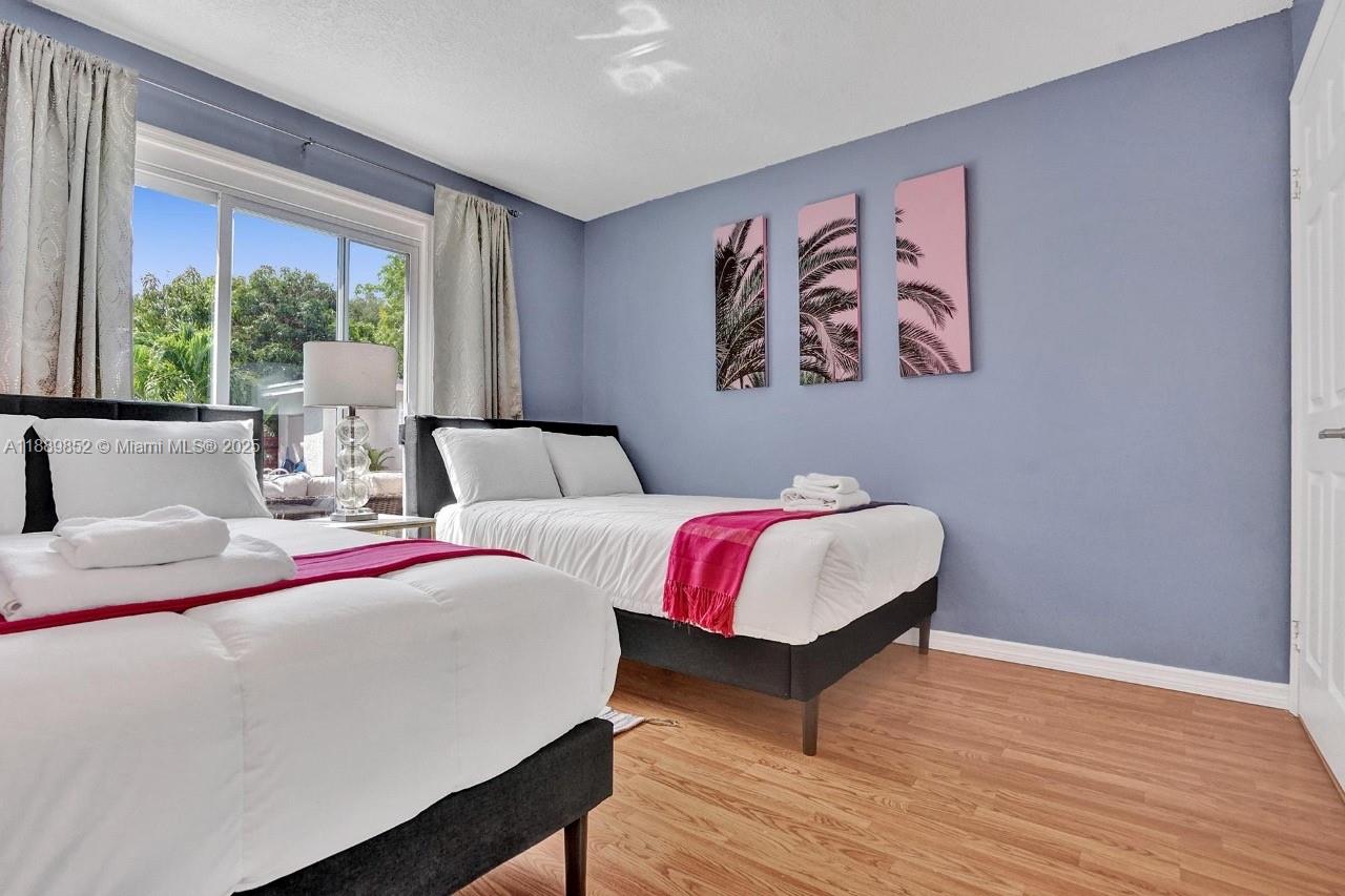 TOWN OF HALLANDALE B-13 - Residential Lease