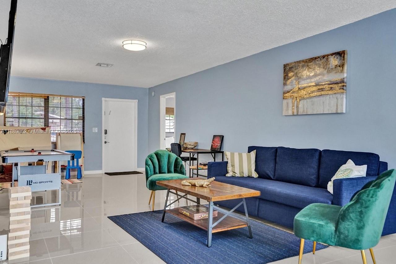 TOWN OF HALLANDALE B-13 - Residential Lease