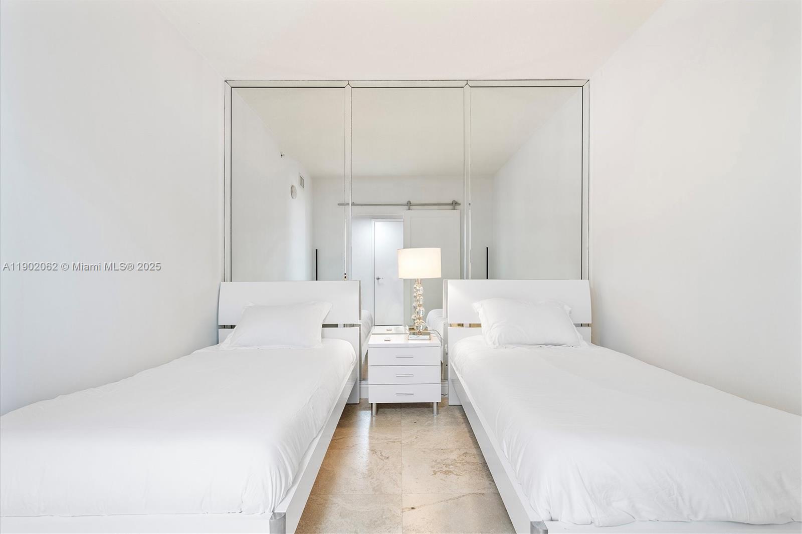 LA PERLA CONDO - Residential