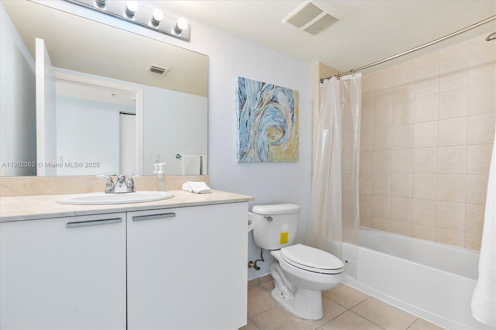 LA PERLA CONDO - Residential