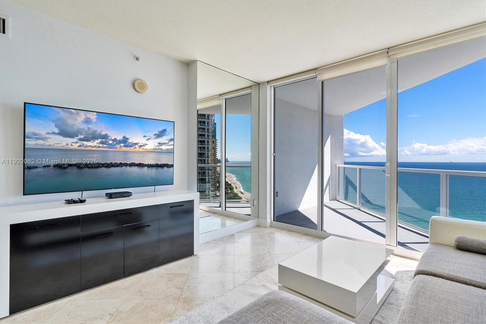 LA PERLA CONDO - Residential
