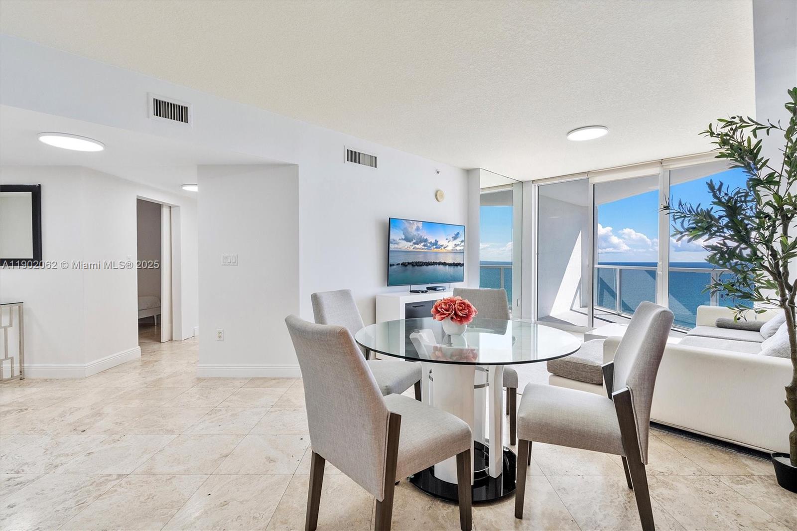 LA PERLA CONDO - Residential